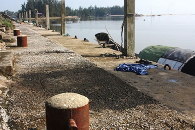 Xây cảng 29 tỷ rồi...bỏ hoang